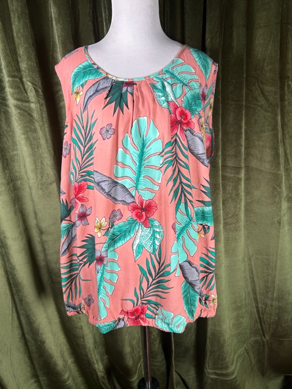 NWT Junarose Coral Floral Zip-Back Tank with Teal Leaves - Picture 3 of 9